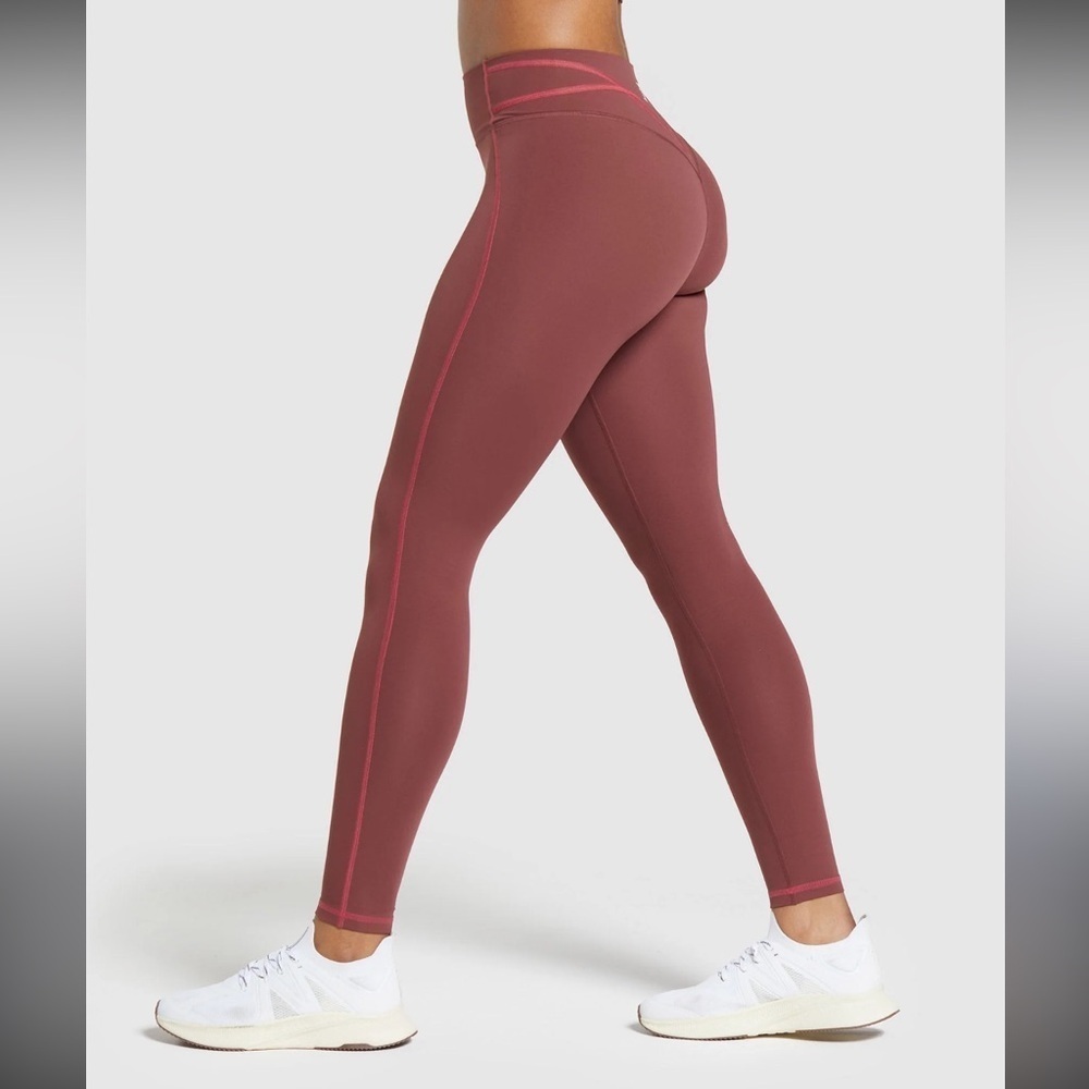 Gymshark High-Rise Leggings
Estimated Size XS • Excellent Like-New Condition